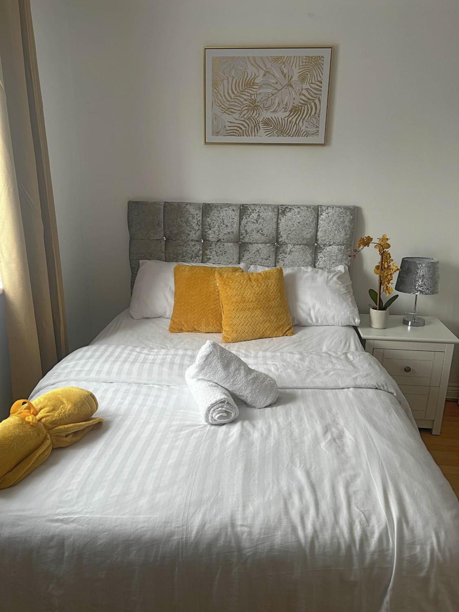 Luxury Rooms And An En-Suite Room With Free Wi-Fi Clarendon Way Colchester Dış mekan fotoğraf